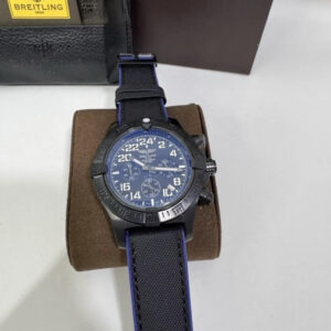 Breitling Avenger - Preto/ Azul