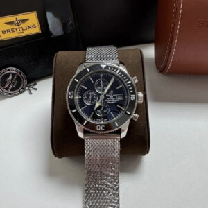 Breitling Superocean - Chronograph Preto