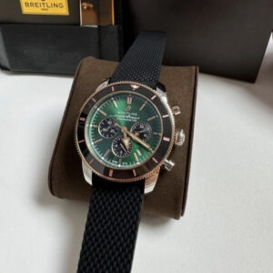 Breitling Superocean - Preto/ Verde