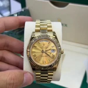 Rolex Day-Date - Champagne Roman