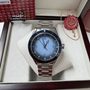 Omega Seamaster- Summer Blue