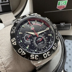 Tag Heuer F1 - Preto/ Vermelho