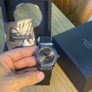 Hublot Classic- Cinza